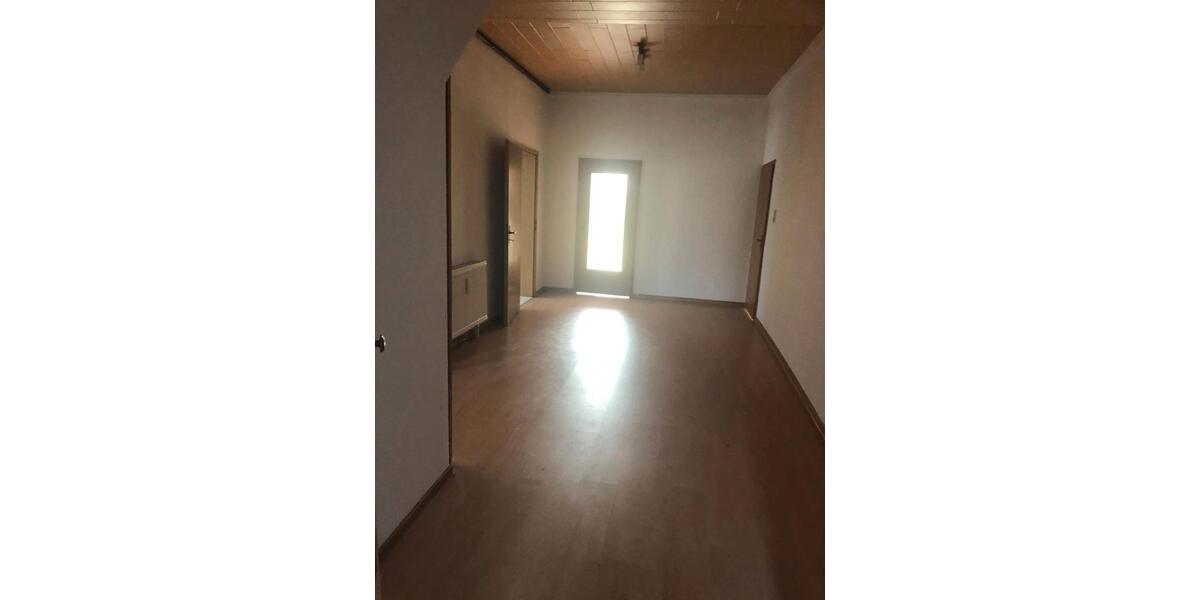 Erdgeschoßwohnung Wagenfeld - 5 Zimmer, 140 m&sup2;, 900&euro; | Angebot:26591228