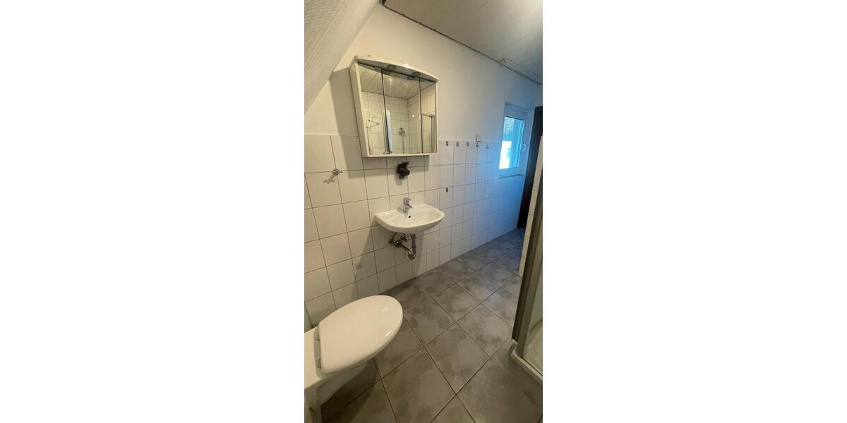 Dachgeschoßwohnung Siegen Weidenau - 3 Zimmer, 74 m&sup2;, 690&euro; | Angebot:25822561