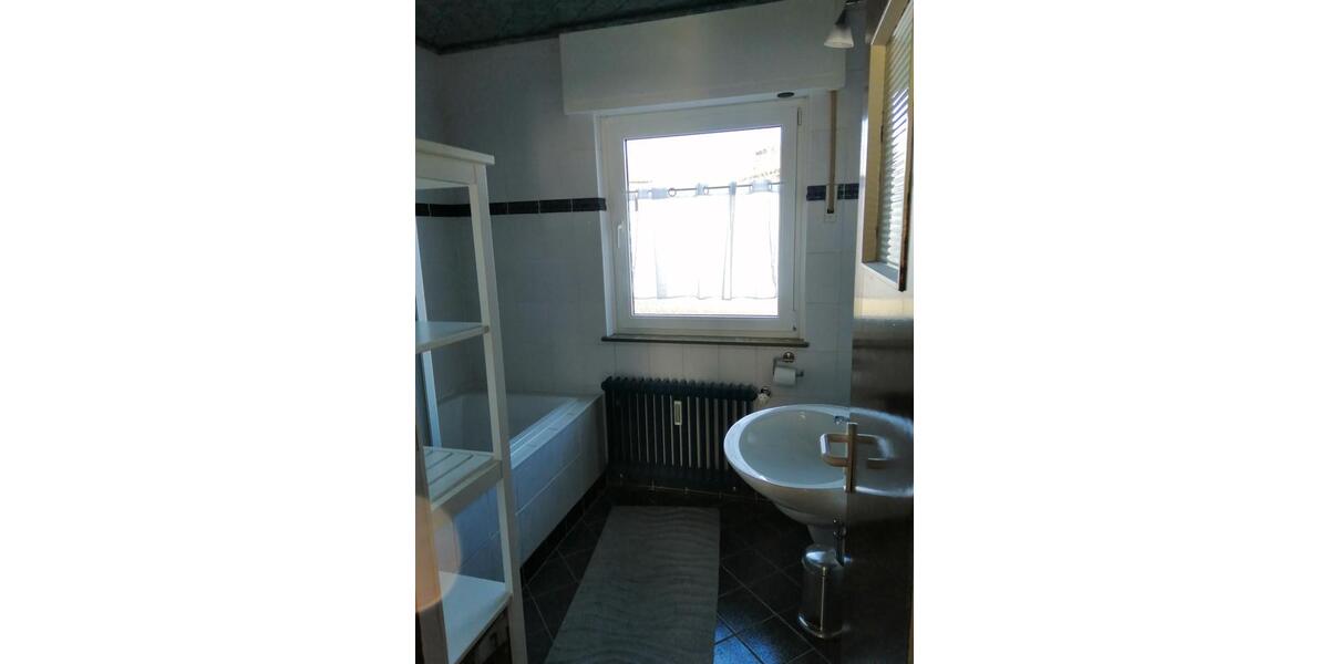 Wohnen auf Zeit Külsheim - 3 Zimmer, 80 m&sup2;, 15&euro; | Angebot:20698613