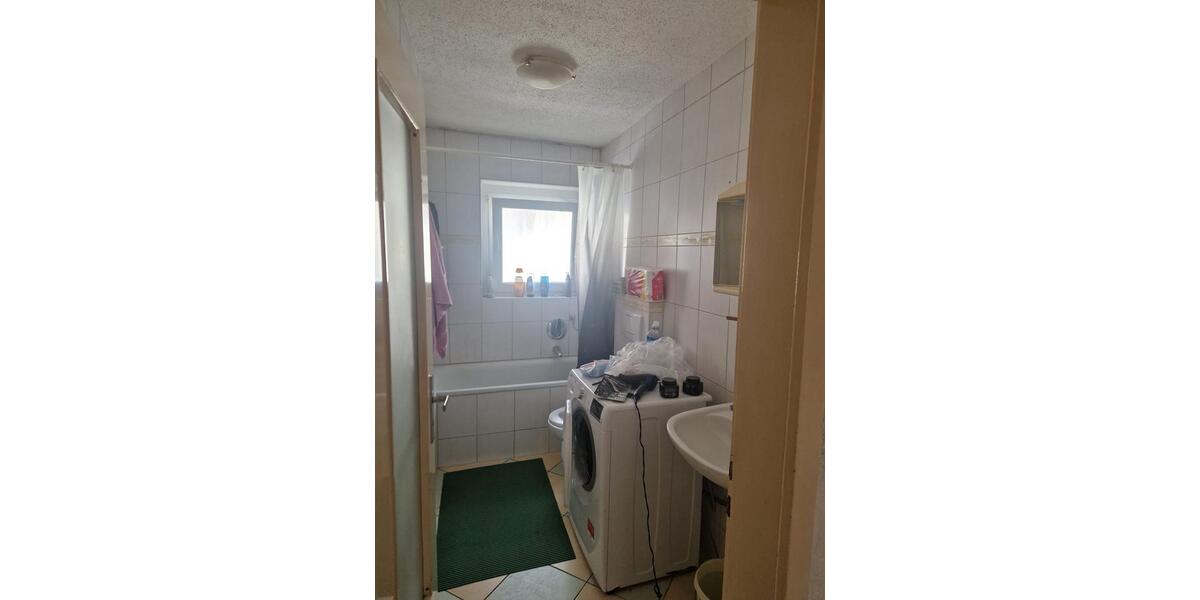 Etagenwohnung Weinstadt - 3 Zimmer, 79 m&sup2;, 1.300&euro; | Angebot:24816420