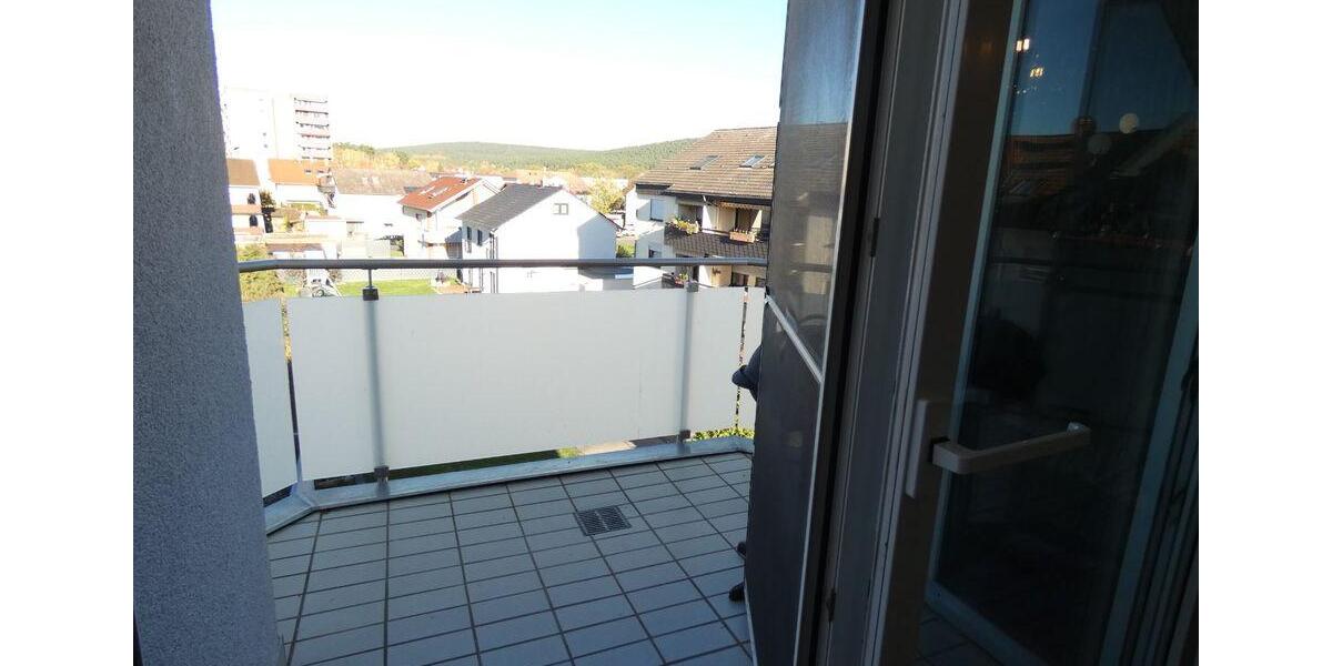 Dachgeschoßwohnung Erlenbach am Main - 2 Zimmer, 53 m&sup2;, 620&euro; | Angebot:26070158