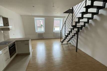 Wohnung Schmalkalden - 2 Zimmer, 64 m&sup2;, 542&euro; | Angebot:27043075