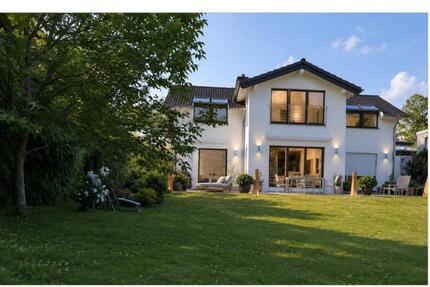 Haus Utting am Ammersee - 7 Zimmer, 195 m&sup2;, 3.100&euro; | Angebot:26551051
