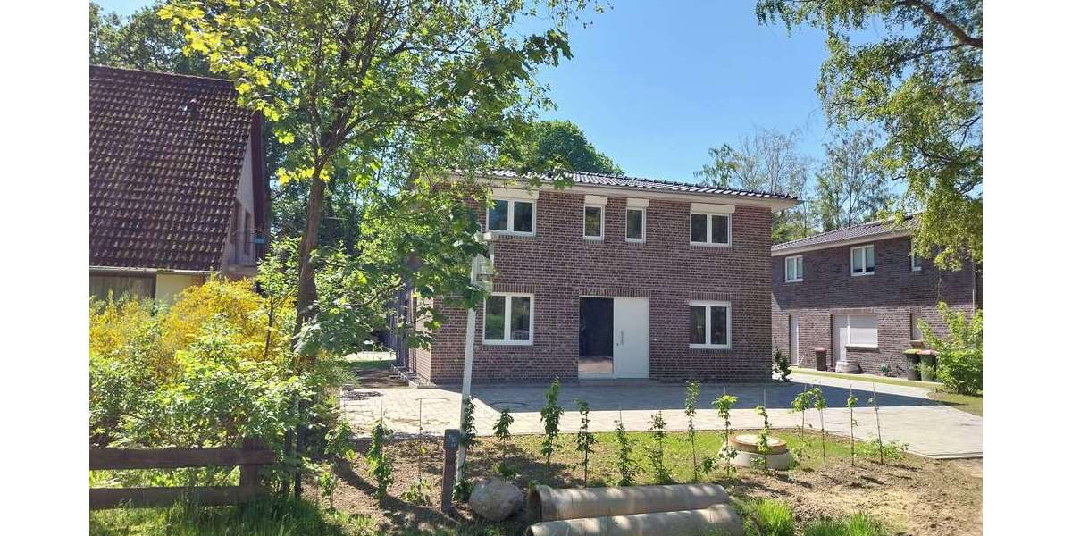 Einfamilienhaus Hamburg Wandsbek - 6 Zimmer, 150 m&sup2;, 2.995&euro; | Angebot:26120526