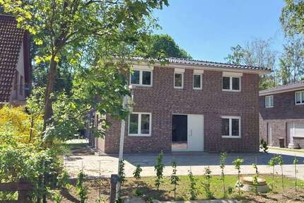 Haus Hamburg Wandsbek - 6 Zimmer, 150 m&sup2;, 2.995&euro; | Angebot:26120526