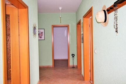 Wohnen auf Zeit Penzlin - 2 Zimmer, 70 m&sup2;, 665&euro; | Angebot:26237749