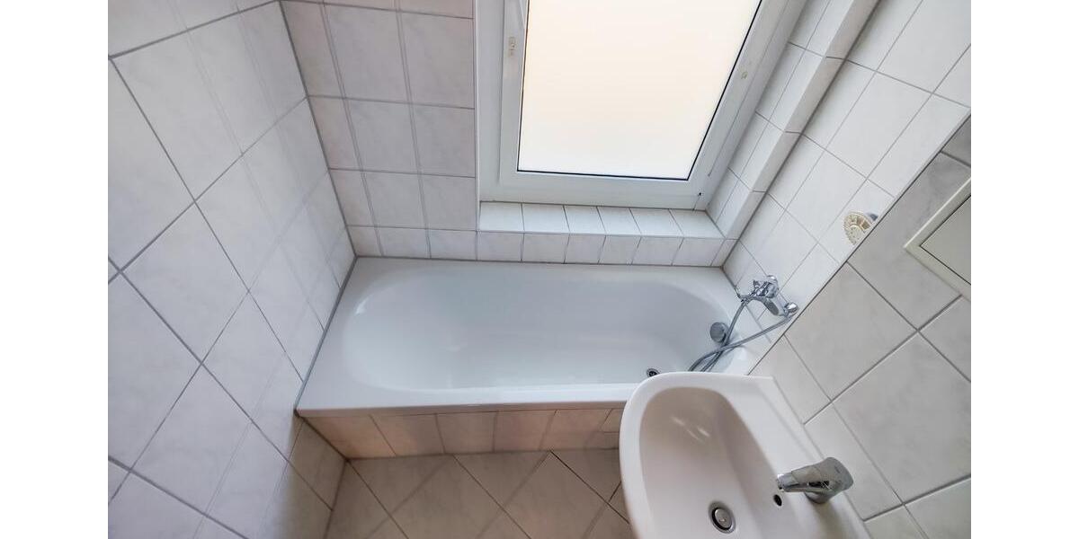 Etagenwohnung Jänschwalde Kolonie - 3 Zimmer, 65 m&sup2;, 325&euro; | Angebot:25838366