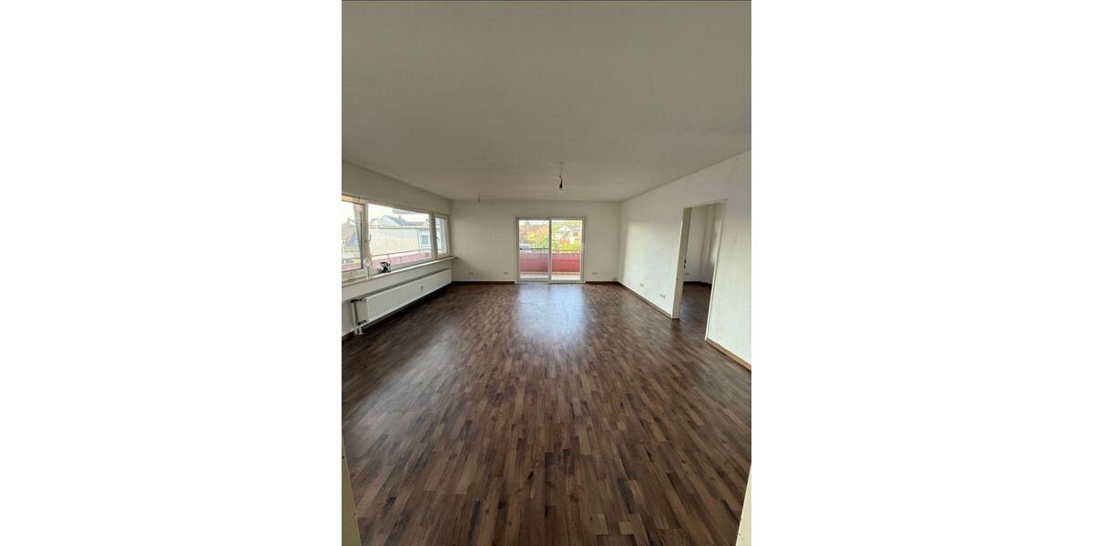 Etagenwohnung Hanau Großauheim - 2 Zimmer, 85 m&sup2;, 1.150&euro; | Angebot:25891841
