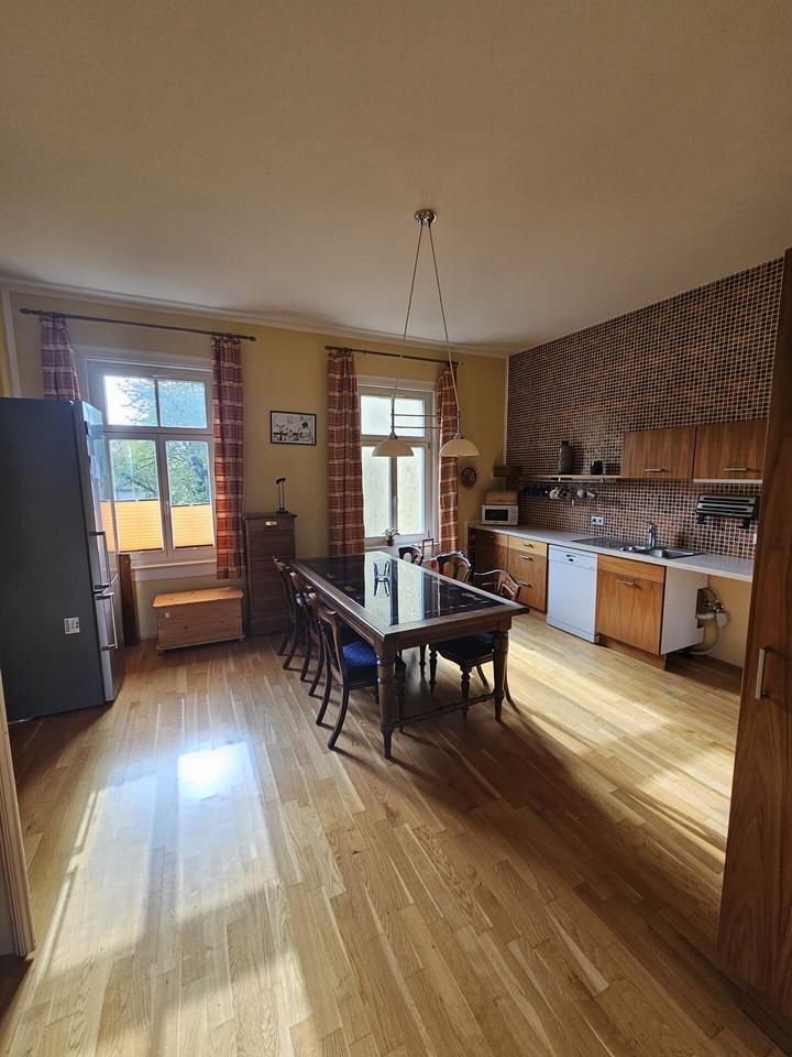 Wohn(t)raum in bester Lage | Garten | Balkon | Carport | Kamin uvm. zimmer