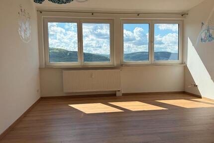 Wohnung Ebermannstadt - 3 Zimmer, 104 m&sup2;, 1.144&euro; | Angebot:26636181