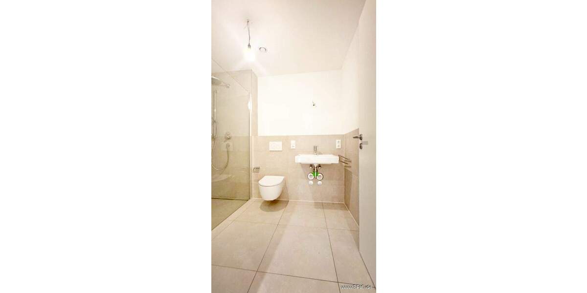 Etagenwohnung Fürstenfeldbruck - 3 Zimmer, 95 m&sup2;, 1.910&euro; | Angebot:24582257