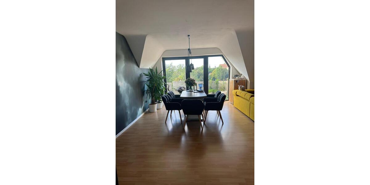 Helle 3,5-Zimmer Wohnung mit 2 Balkonen im 3. OG in Bergheim zimmer