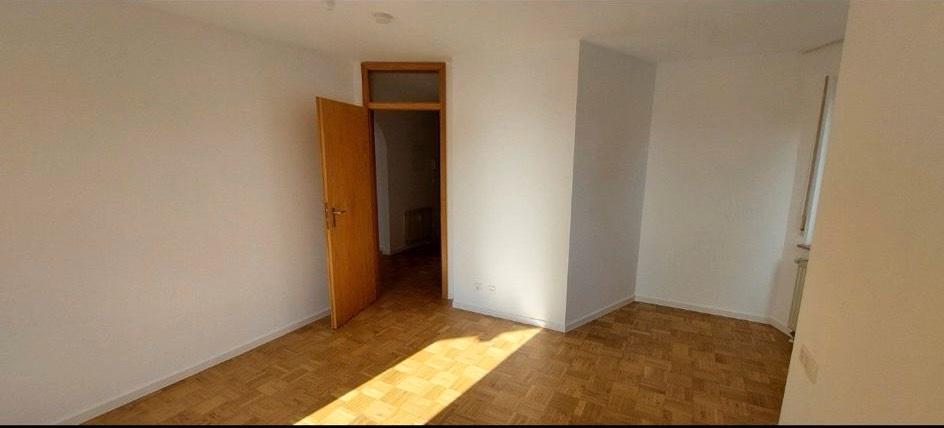 Etagenwohnung Weil der Stadt - 3 Zimmer, 94 m&sup2;, 1.680&euro; | Angebot:26113573
