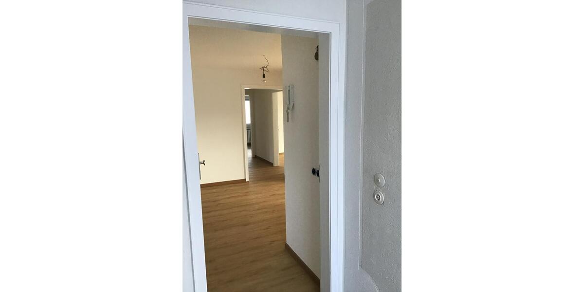 Etagenwohnung Köln Kalk - 4 Zimmer, 105 m&sup2;, 1.460&euro; | Angebot:26634204