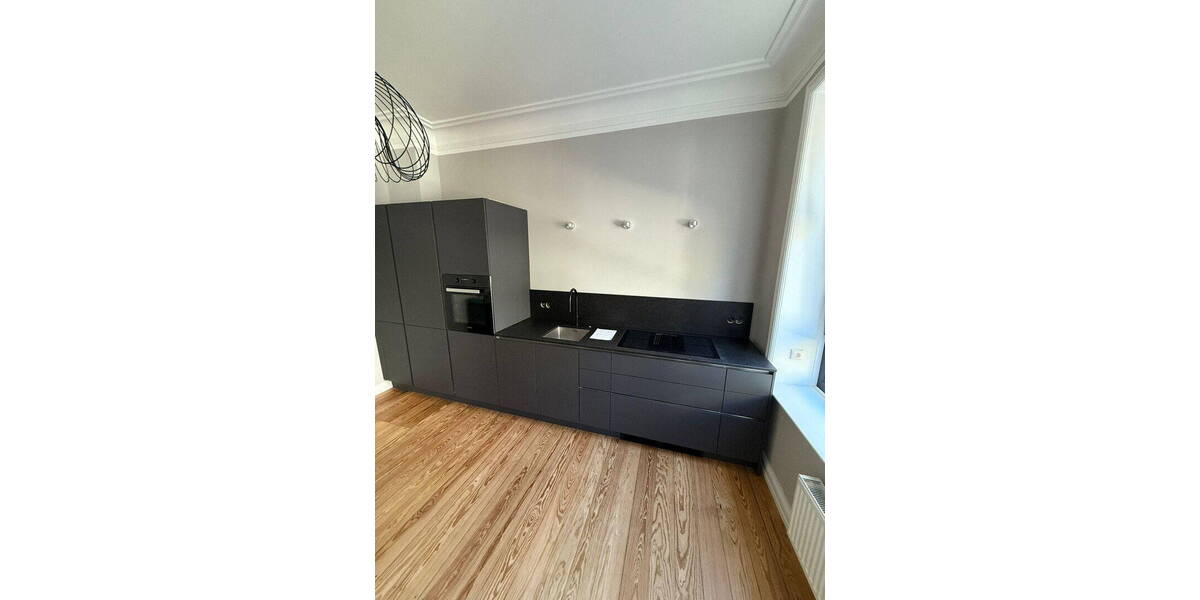 Etagenwohnung Kiel Wik - 2 Zimmer, 77 m&sup2;, 1.600&euro; | Angebot:26740611
