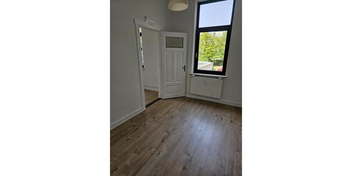 Etagenwohnung Bremerhaven Mitte - 5 Zimmer, 120 m&sup2;, 800&euro; | Angebot:23027949