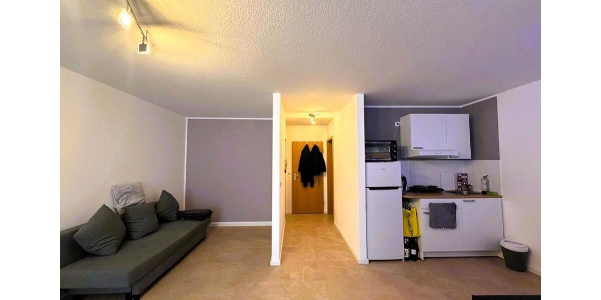 Etagenwohnung Hof Altstadt - 1 Zimmer, 38 m&sup2;, 350&euro; | Angebot:26181808