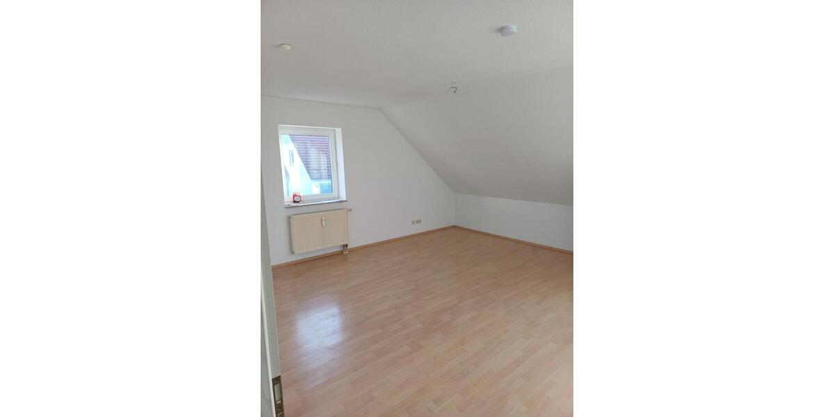 Dachgeschoßwohnung Coswig (Anhalt) - 2 Zimmer, 62 m&sup2;, 360&euro; | Angebot:24836812