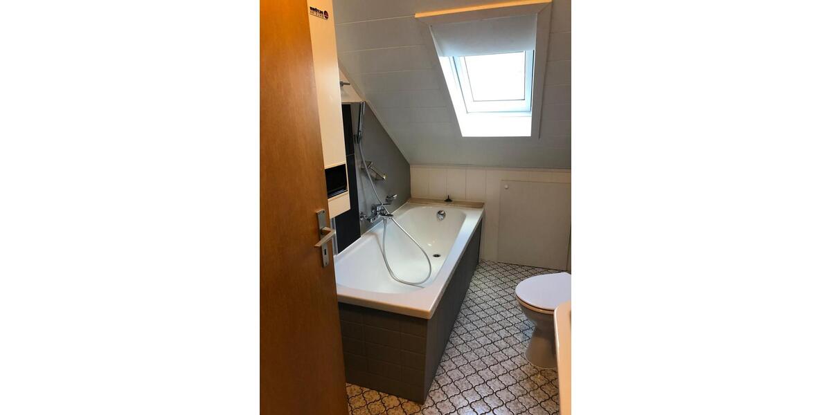 Dachgeschoßwohnung Bergkamen - 2 Zimmer, 60 m&sup2;, 630&euro; | Angebot:26543532