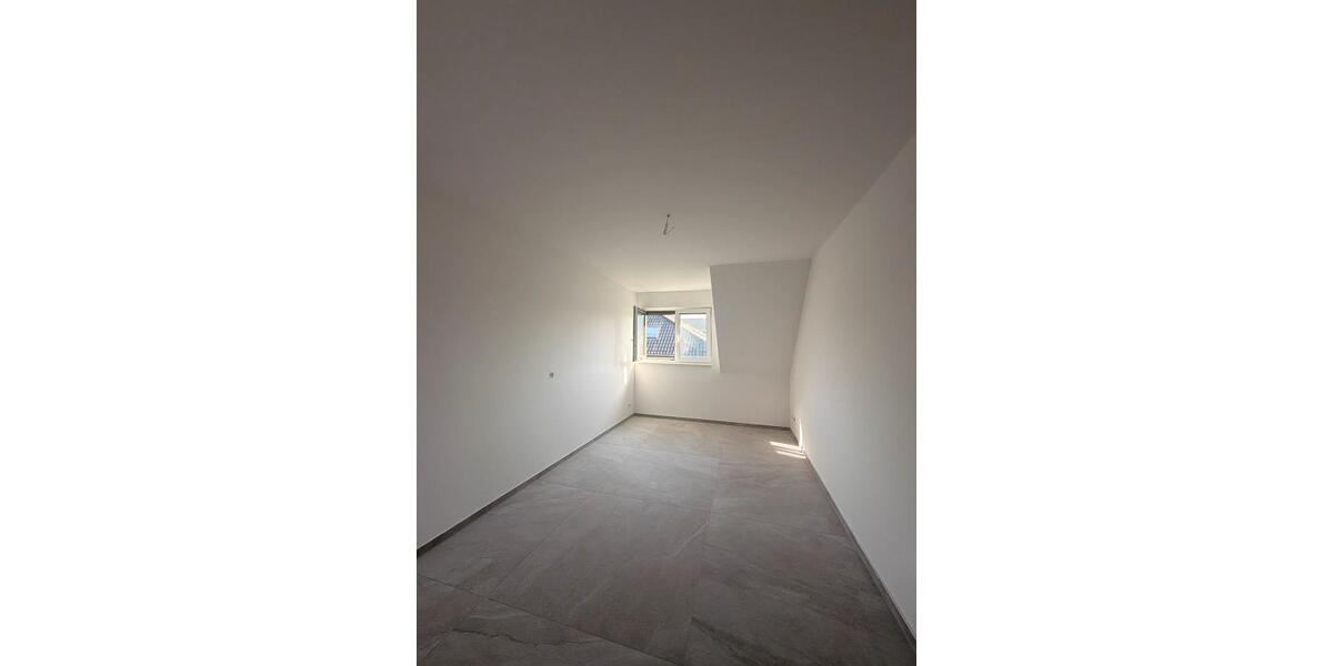Etagenwohnung Dörverden - 5 Zimmer, 130 m&sup2;, 1.400&euro; | Angebot:26698534