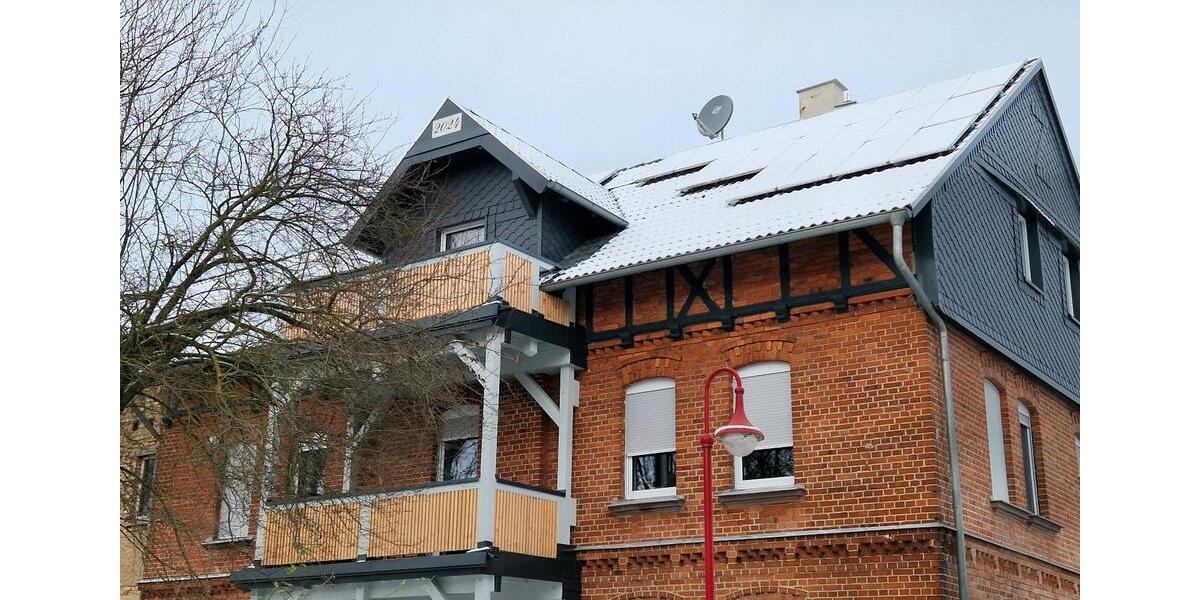 Erstbezug Große DG-Wohnung mit Kamin und Balkon 4 zimmer