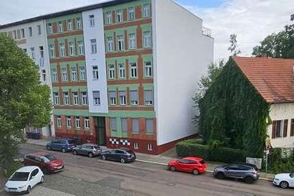 Wohnung zum Mieten in Halle 870 € 97 m²