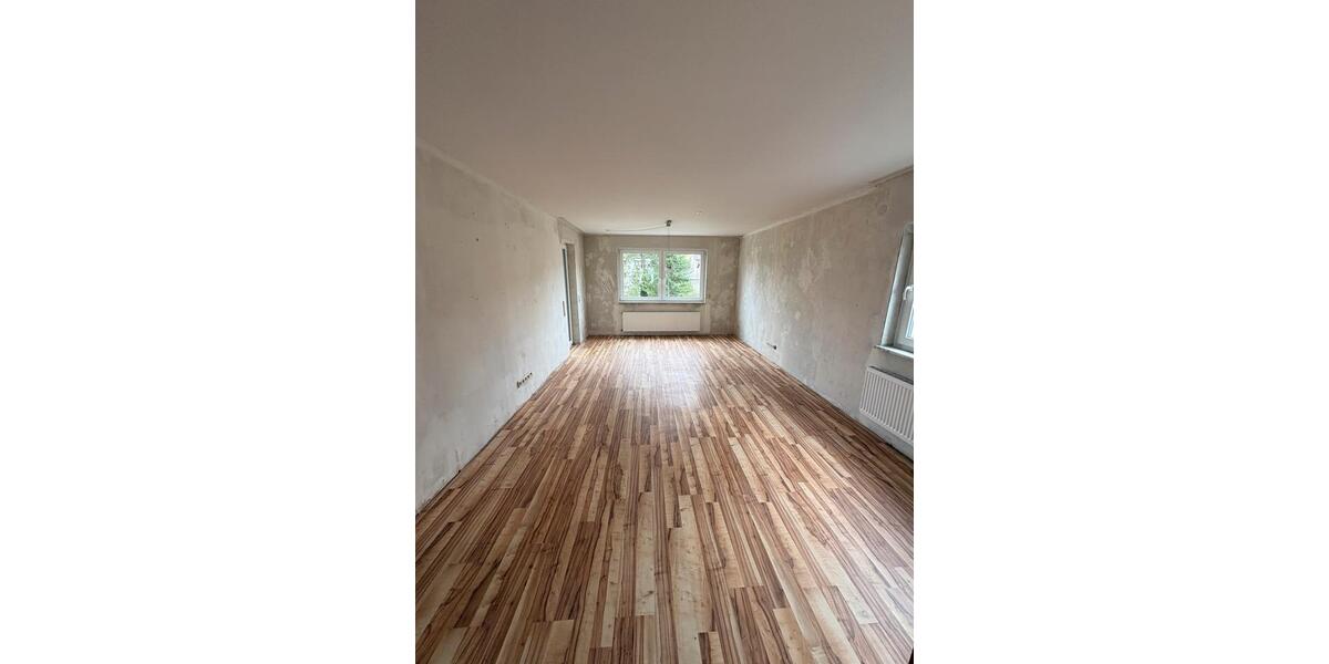 Erdgeschoßwohnung Sulzbach (Saar) - 2 Zimmer, 77 m&sup2;, 600&euro; | Angebot:26213133