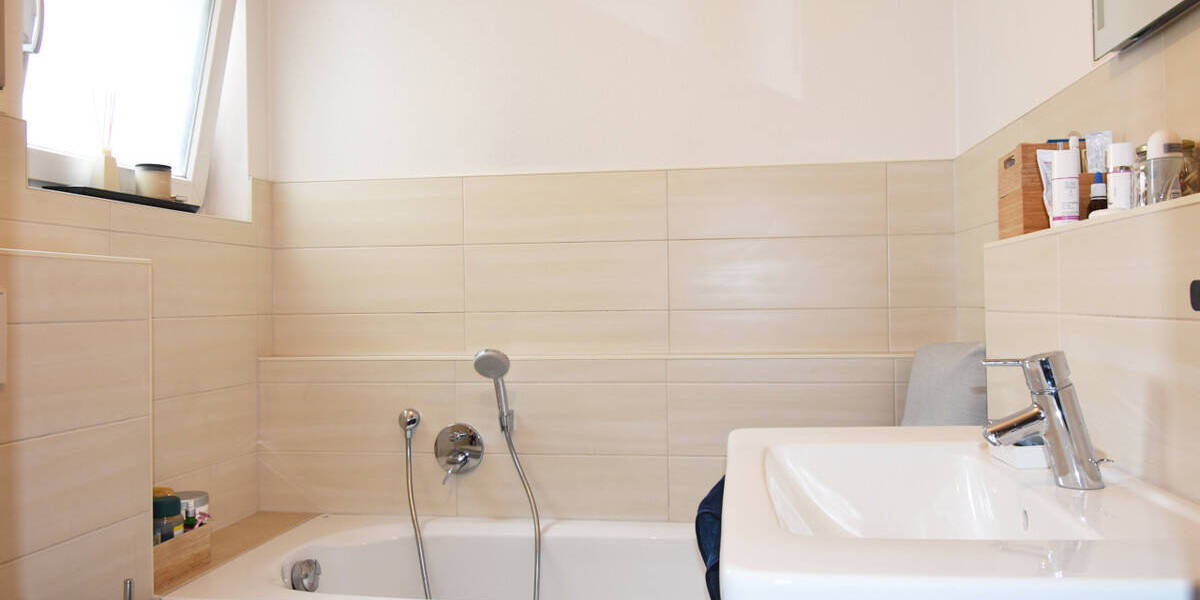 Etagenwohnung Landshut Altstadt - 3 Zimmer, 75 m&sup2;, 1.000&euro; | Angebot:26723090