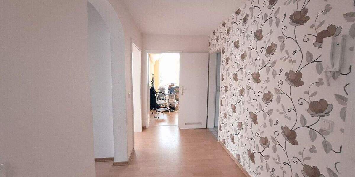 Etagenwohnung Magdeburg / Neu Olvenstedt Neu Olvenstedt - 3 Zimmer, 68 m&sup2;, 530&euro; | Angebot:25142710