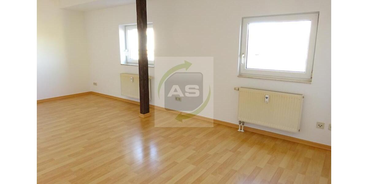 Dachgeschoßwohnung Zwickau - 1 Zimmer, 38 m&sup2;, 200&euro; | Angebot:25267482
