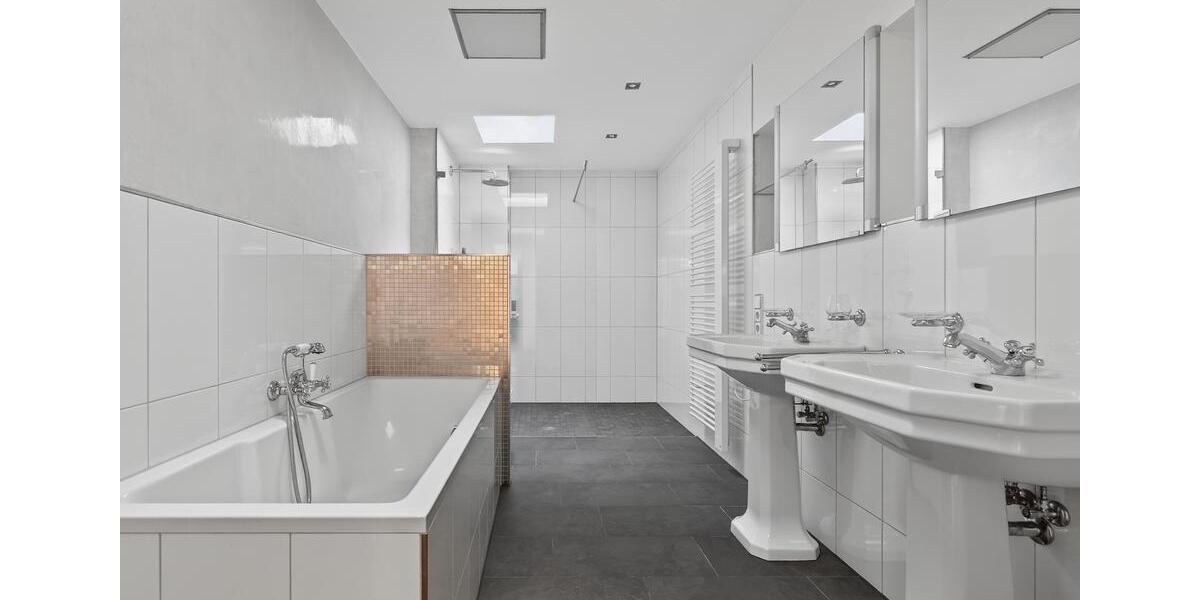 Einfamilienhaus Waldbronn - 5 Zimmer, 177 m&sup2;, 2.170&euro; | Angebot:26678671