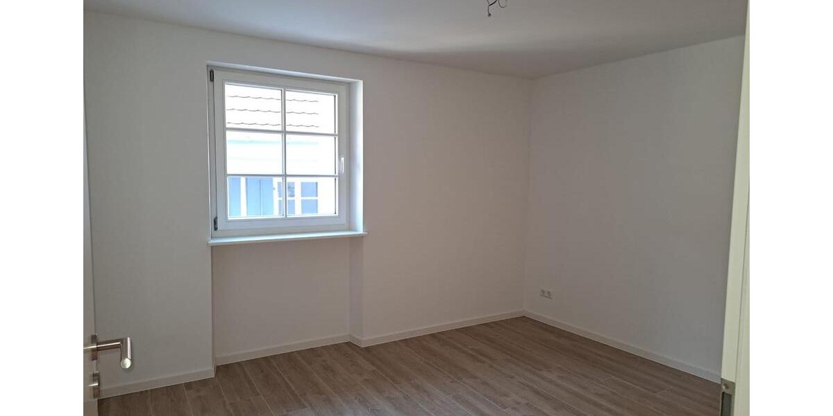 Etagenwohnung Endingen am Kaiserstuhl - 3 Zimmer, 86 m&sup2;, 1.526&euro; | Angebot:24764277