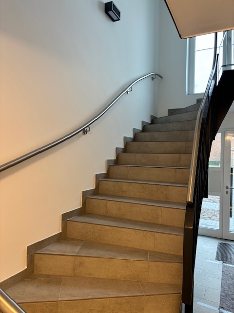 Staffelgeschoss mit großer Terrasse 3 zimmer