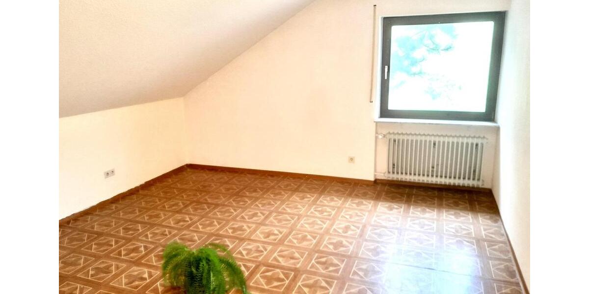 Etagenwohnung Oberkirch - 3 Zimmer, 91 m&sup2;, 683&euro; | Angebot:24788684