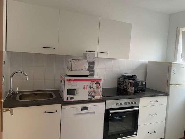 Etagenwohnung Offenbach am Main Buchhügel - 4 Zimmer, 90 m&sup2;, 1.400&euro; | Angebot:24380977