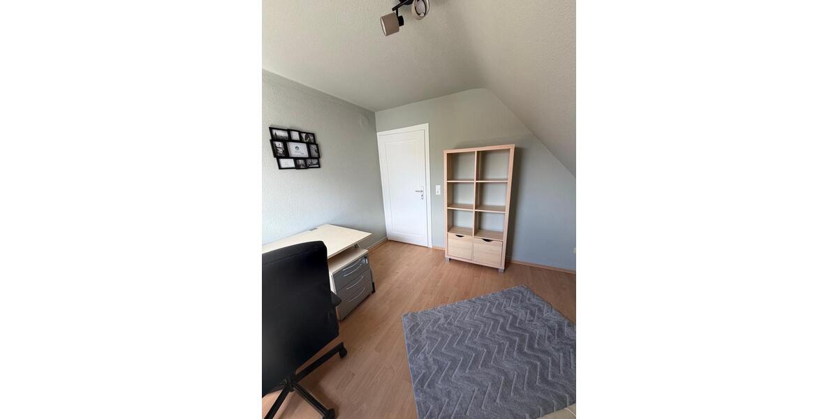 Wohnen auf Zeit Karlsruhe Wettersbach - 2 Zimmer, 140 m&sup2;, 480&euro; | Angebot:26257835
