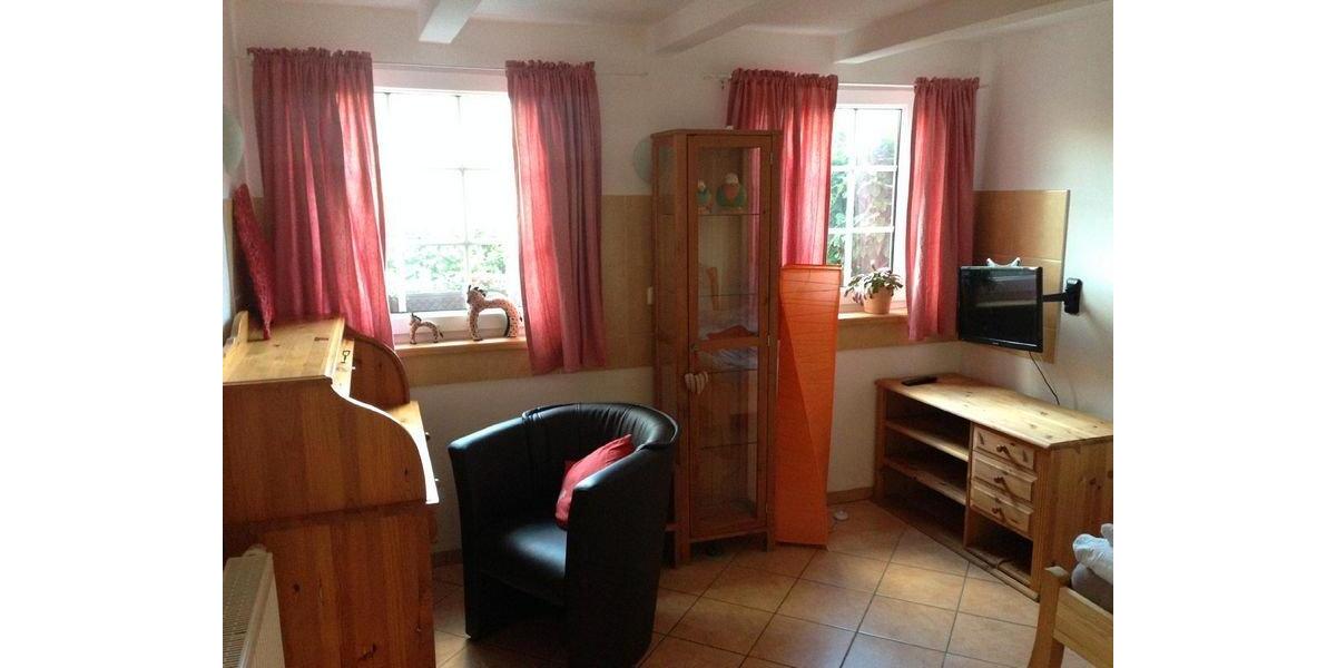 Wohnen auf Zeit Gelsenkirchen Gelsenkirchen-Nord - 7 Zimmer, 20 m&sup2;, 95&euro; | Angebot:26517857