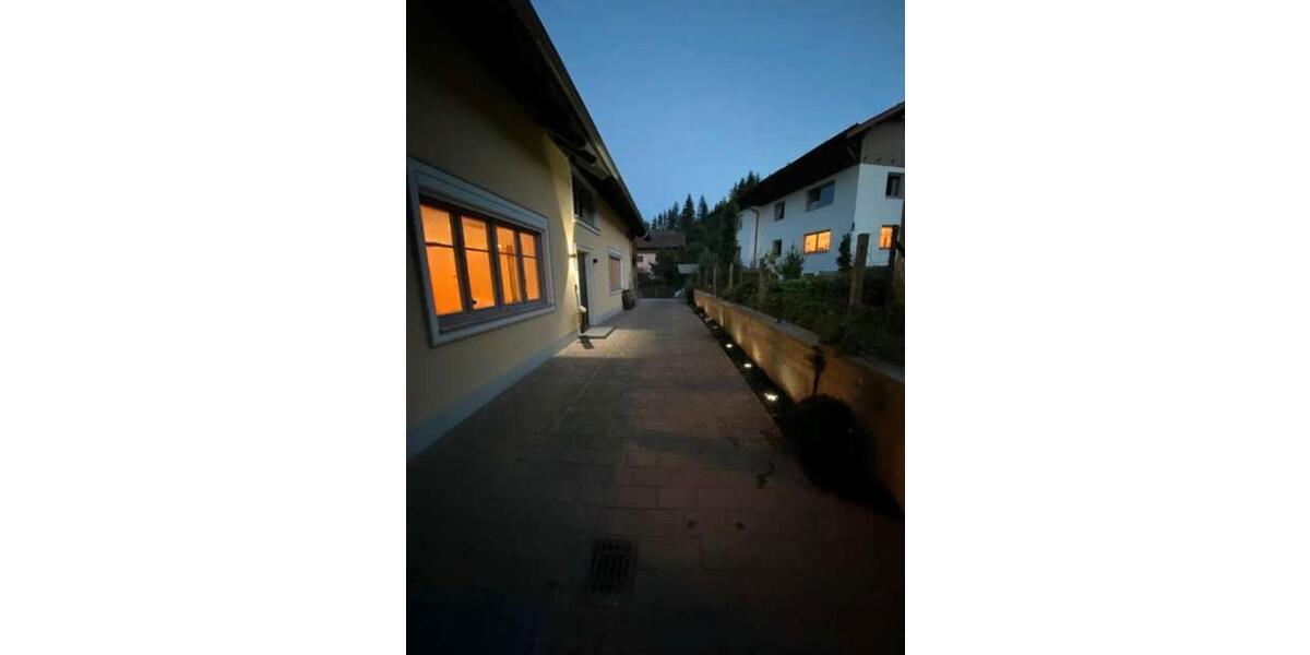 Dachgeschoßwohnung Ruderting - 4 Zimmer, 120 m&sup2;, 950&euro; | Angebot:25935688