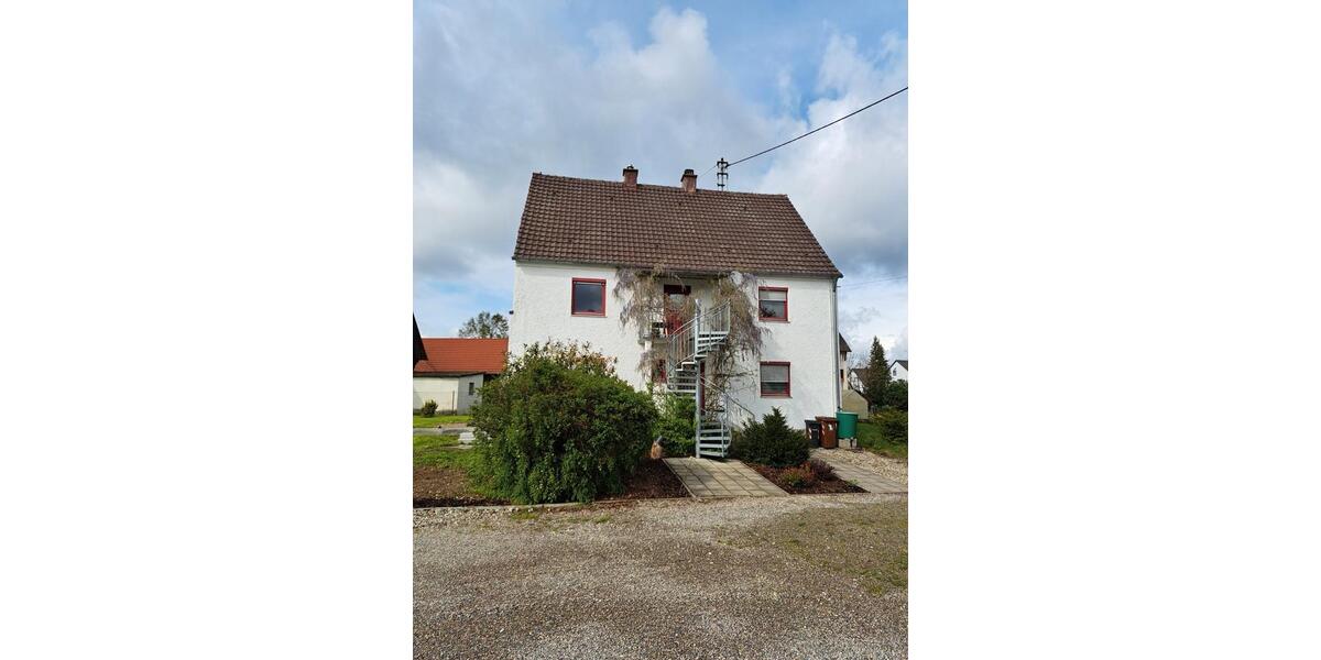Etagenwohnung Welden - 2 Zimmer, 83 m&sup2;, 900&euro; | Angebot:26610669