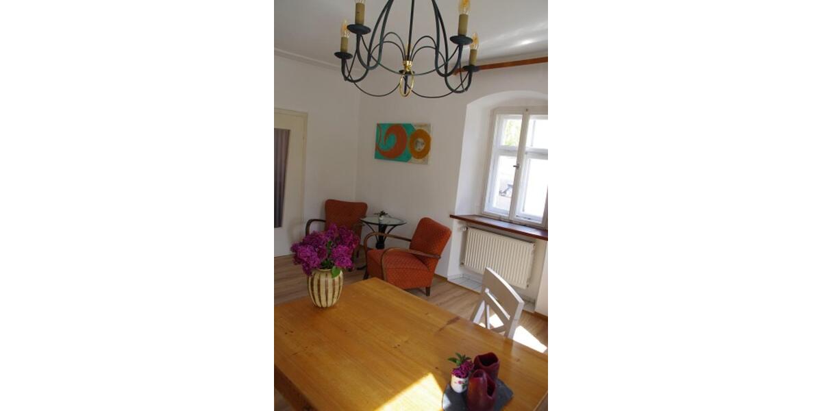 Einfamilienhaus Oberscheinfeld - 7 Zimmer, 160 m&sup2;, 1.200&euro; | Angebot:24803864