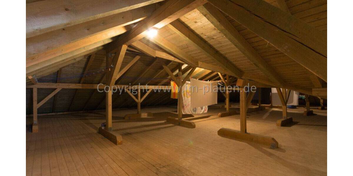 Etagenwohnung Plauen Stadtmitte - 3 Zimmer, 72 m&sup2;, 375&euro; | Angebot:26451699
