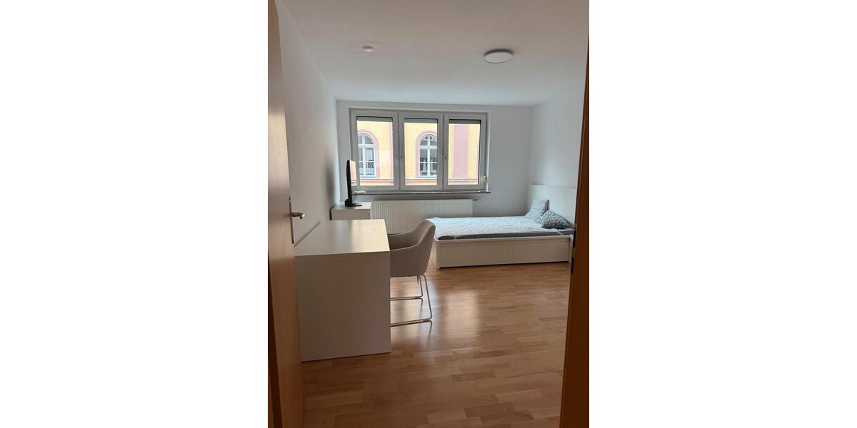 Wohnen auf Zeit Würzburg - 1 Zimmer, 19 m&sup2;, 575&euro; | Angebot:26275097
