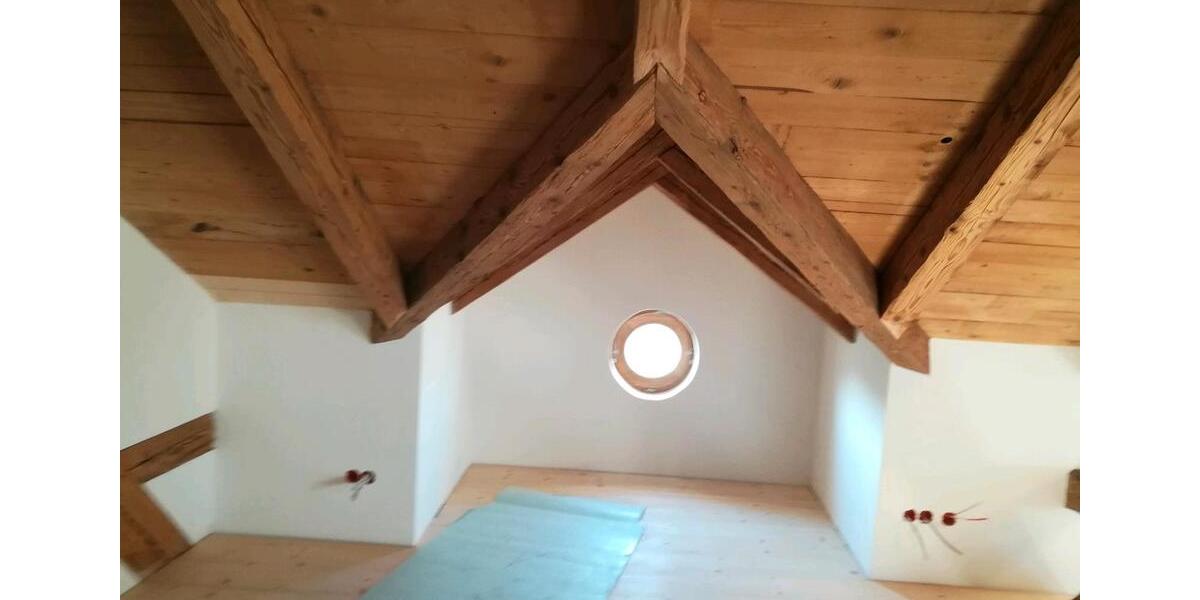 Dachgeschoßwohnung Hutthurm - 1 Zimmer, 82 m&sup2;, 650&euro; | Angebot:24848515