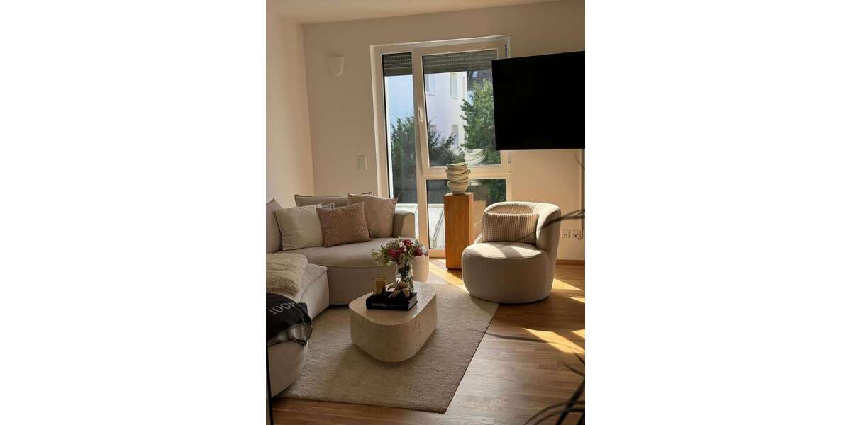 Etagenwohnung Göttingen Oststadt - 2 Zimmer, 73 m&sup2;, 1.345&euro; | Angebot:25642897