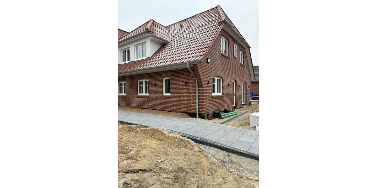 Dachgeschoßwohnung Brackel - 4 Zimmer, 95 m&sup2;, 1.470&euro; | Angebot:23766383