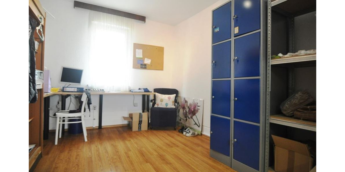 Reserviert! Traditionsgeschäft Feinkost und Fleischerei 4 zimmer