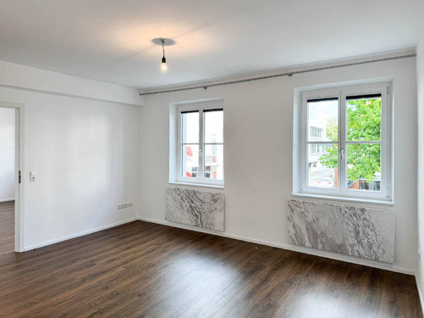 BITTE ZUERST LESEN - DANN KLICKEN!! Ulm-City TOP kernsanierte 3-Zi.-Wohnung im 1. OG mit Balkon
