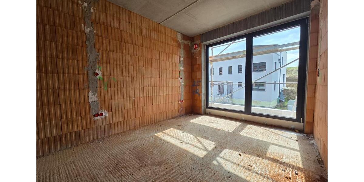Erdgeschoßwohnung Deggendorf - 3 Zimmer, 73 m&sup2;, 950&euro; | Angebot:26061785