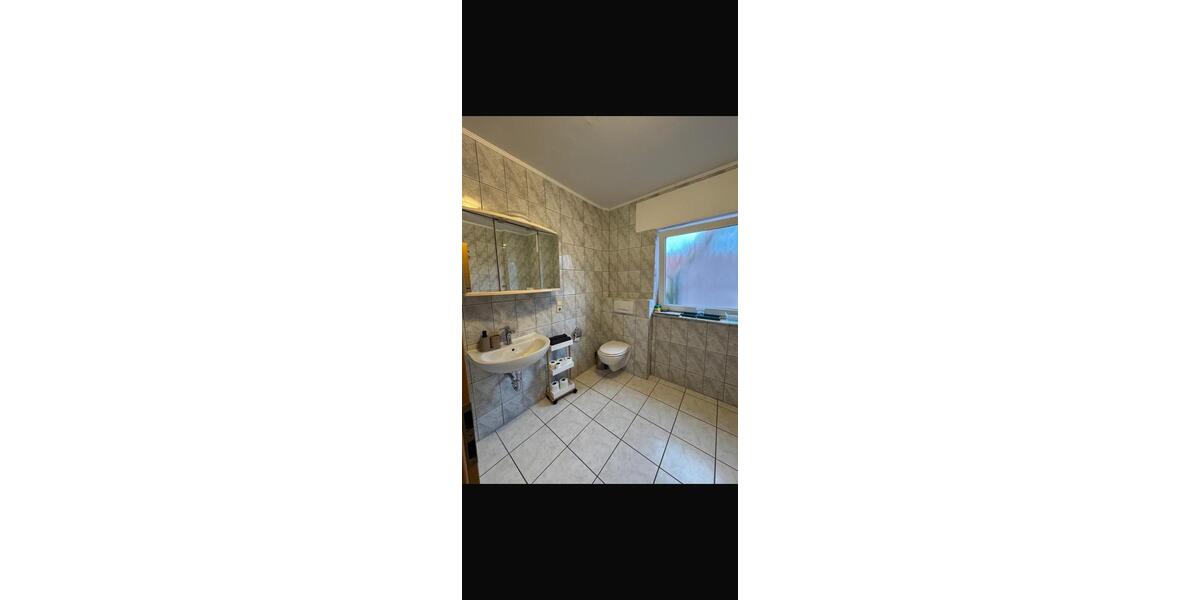 Etagenwohnung Paderborn Neuenbeken - 4 Zimmer, 81 m&sup2;, 1.400&euro; | Angebot:25840838