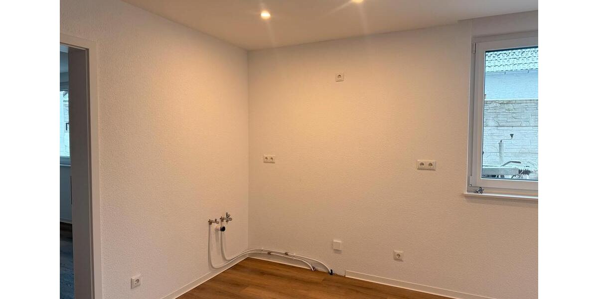 Etagenwohnung Fronhausen - 3 Zimmer, 65 m&sup2;, 1.100&euro; | Angebot:25401883